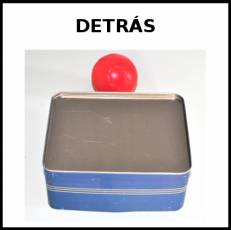 DETRÁS - Foto